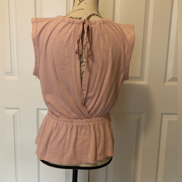 Pink blouse - Picture 2 of 10